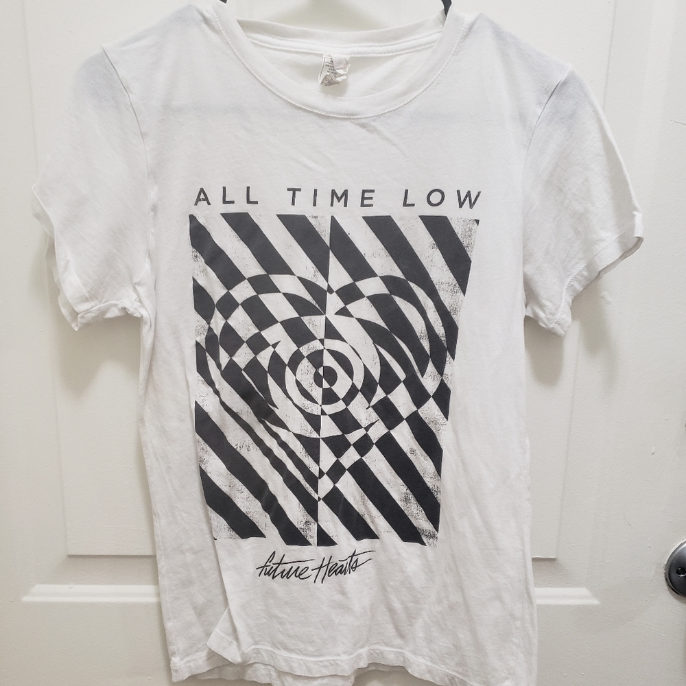 Hot Topic- All Time Low, Future Hearts T-Shirt, size L